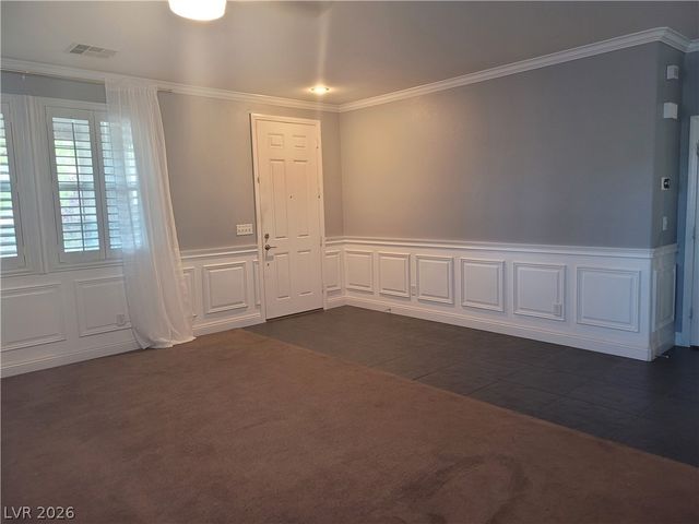 11078 Village Crest Lane, Las Vegas, NV 89135