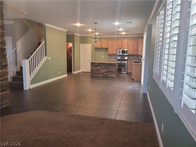 11078 Village Crest Lane, Las Vegas, NV 89135