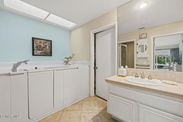 2927 Shadow Brook Lane, Westlake Village, CA 91361