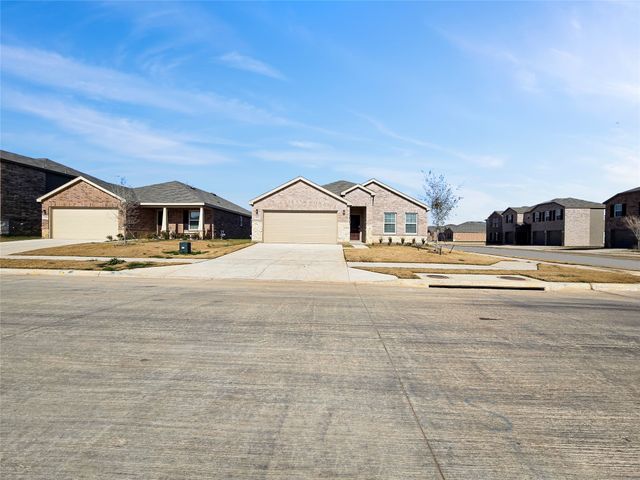 1300 Flamenco Lane, Fort Worth, TX 76052