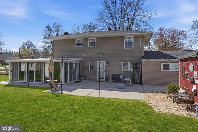 143 TERRACE RD, Levittown, PA 19056