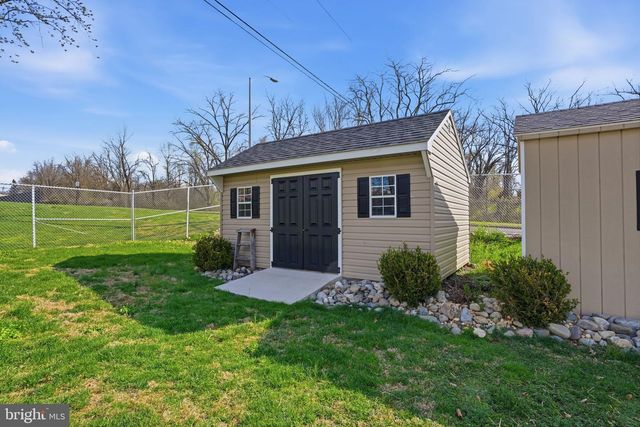 143 TERRACE RD, Levittown, PA 19056
