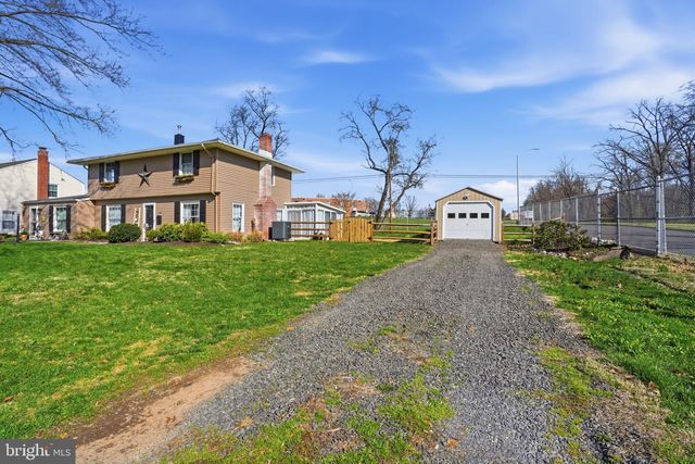 143 TERRACE RD, Levittown, PA 19056