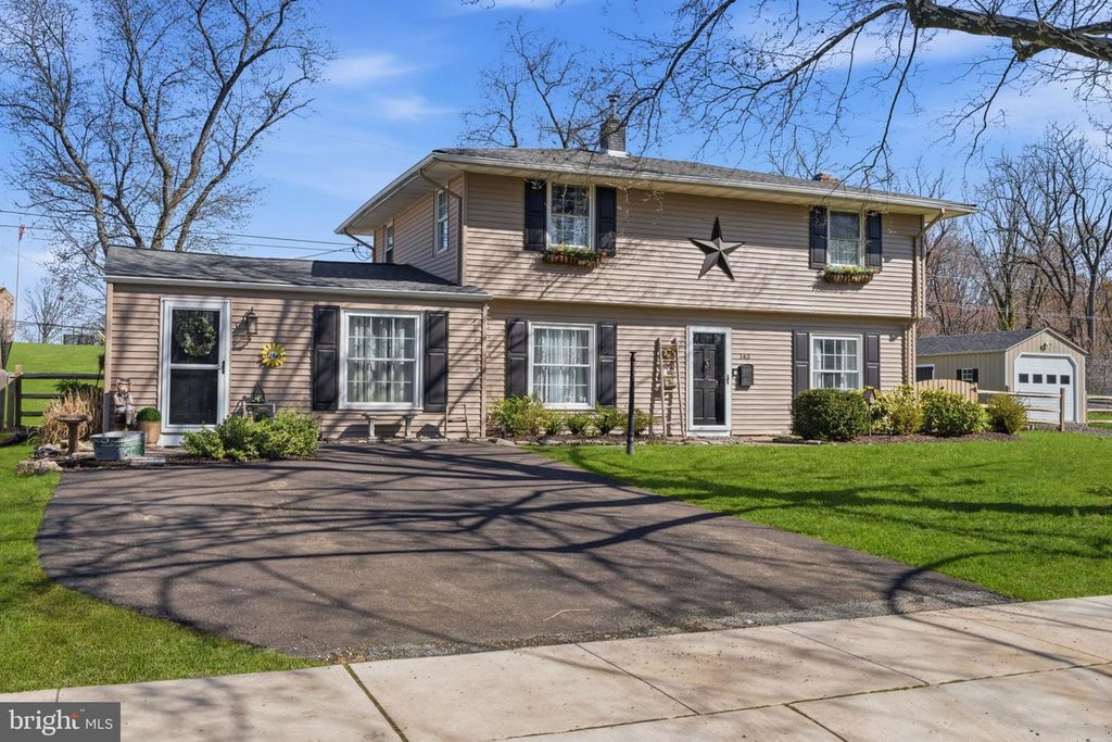 143 TERRACE RD, Levittown, PA 19056