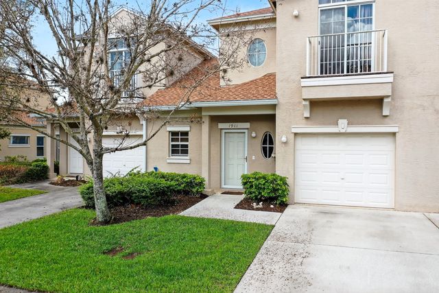 1911 77th Drive, Vero Beach, FL 32966