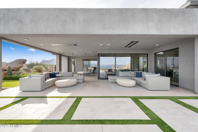 12163 E Cavedale Drive, Scottsdale, AZ 85262