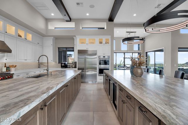 12163 E Cavedale Drive, Scottsdale, AZ 85262