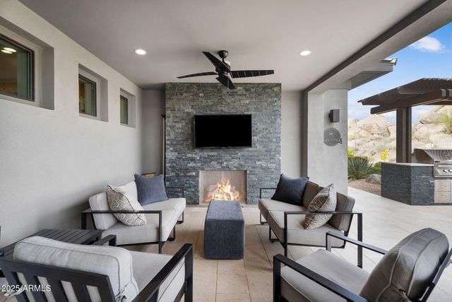 12163 E Cavedale Drive, Scottsdale, AZ 85262