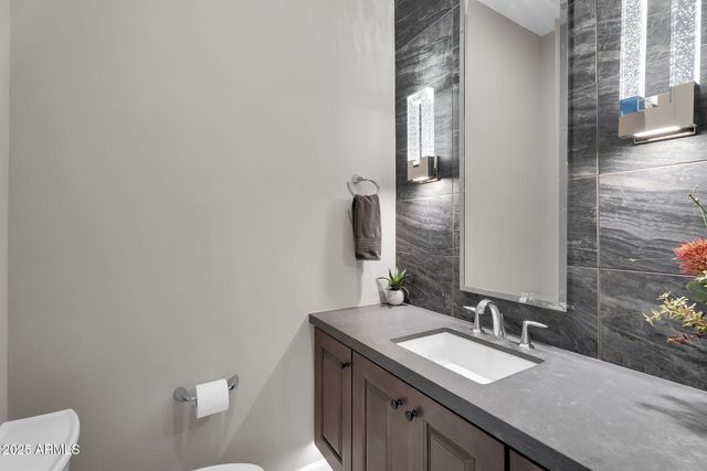 12163 E Cavedale Drive, Scottsdale, AZ 85262