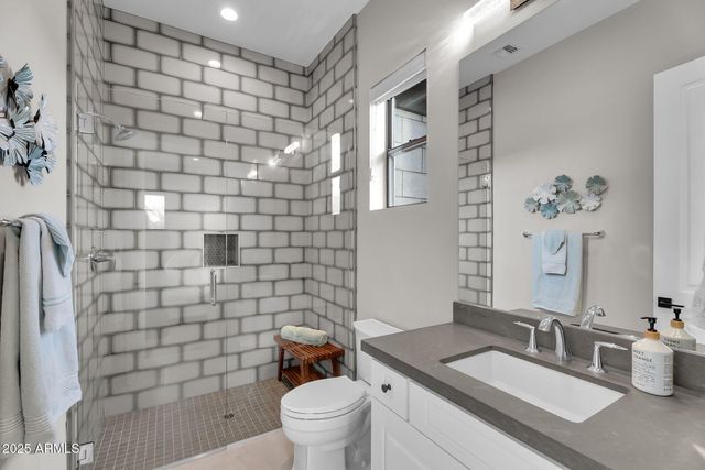 12163 E Cavedale Drive, Scottsdale, AZ 85262