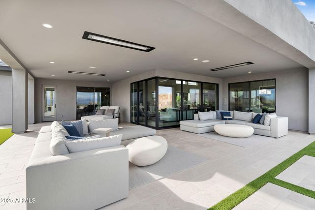 12163 E Cavedale Drive, Scottsdale, AZ 85262