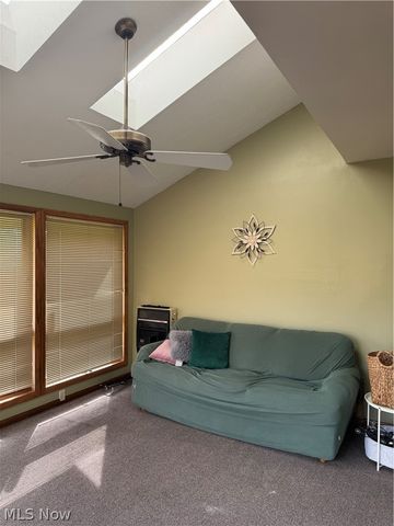 1438 Loop Road, Kent, OH 44240