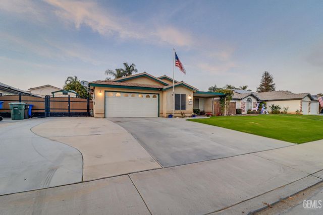 9808 Blackfoot Drive, Bakersfield, CA 93312
