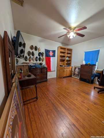 254 Lone Star Blvd, San Antonio, TX 78204