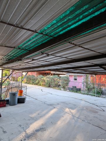 254 Lone Star Blvd, San Antonio, TX 78204