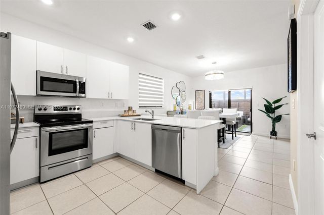 23005 SW 128th Pl, Miami, FL 33170