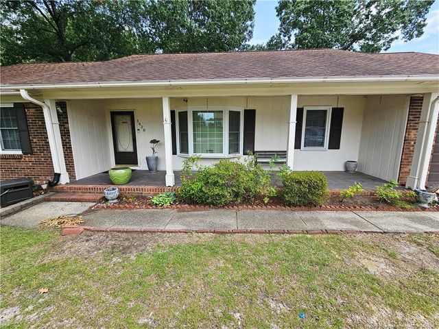 1628 Sweetgum Circle, Fayetteville, NC 28304