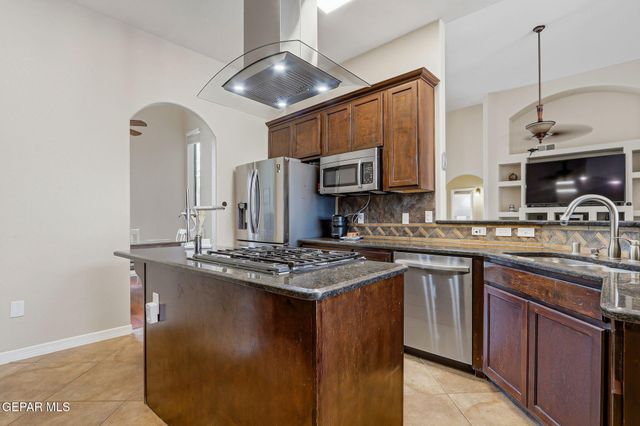 617 WALLACE Road, Anthony, NM 88021