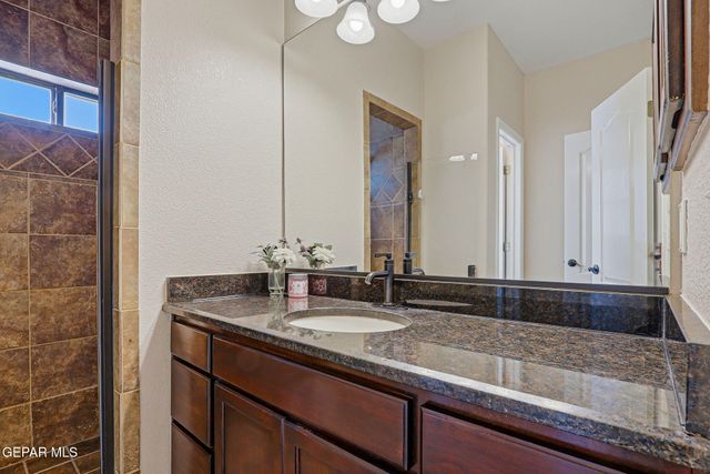 617 WALLACE Road, Anthony, NM 88021