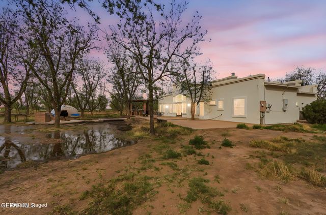 617 WALLACE Road, Anthony, NM 88021