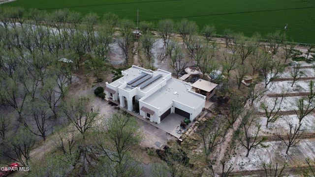 617 WALLACE Road, Anthony, NM 88021
