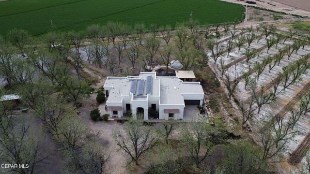 617 WALLACE Road, Anthony, NM 88021