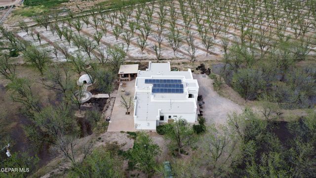 617 WALLACE Road, Anthony, NM 88021