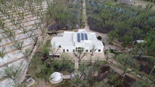 617 WALLACE Road, Anthony, NM 88021