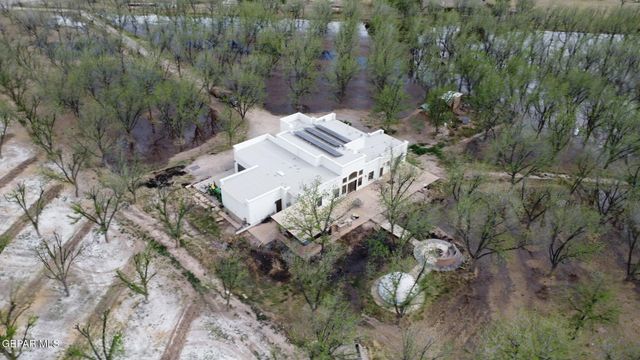 617 WALLACE Road, Anthony, NM 88021