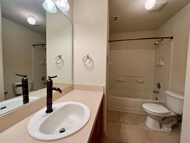 14533 Gurneys Eagle DR, Elgin, TX 78621