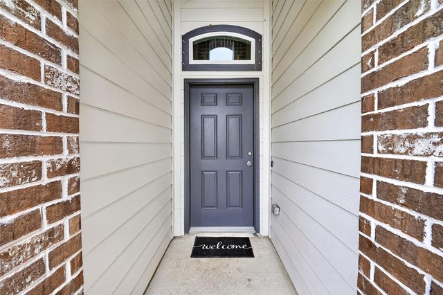 2119 Spring Hollow Drive, Baytown, TX 77521