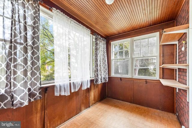 2910 NAAMANS CREEK RD, Boothwyn, PA 19061