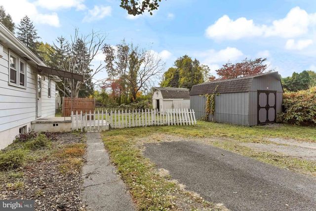 2910 NAAMANS CREEK RD, Boothwyn, PA 19061