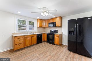 2910 NAAMANS CREEK RD, Boothwyn, PA 19061