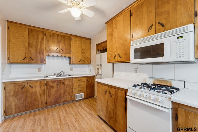 5044 Corby Street, Omaha, NE 68104