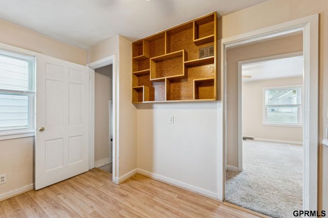 5044 Corby Street, Omaha, NE 68104