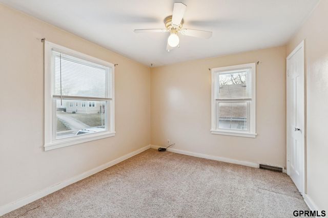 5044 Corby Street, Omaha, NE 68104