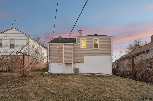 5044 Corby Street, Omaha, NE 68104