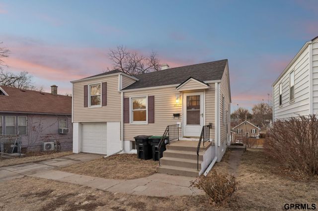 5044 Corby Street, Omaha, NE 68104