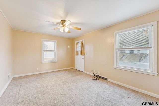 5044 Corby Street, Omaha, NE 68104