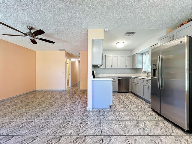 612 PALMETTO DRIVE, Mascotte, FL 34753