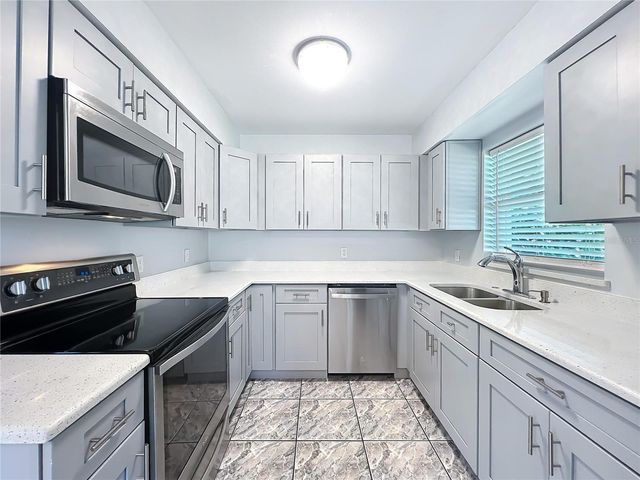 612 PALMETTO DRIVE, Mascotte, FL 34753