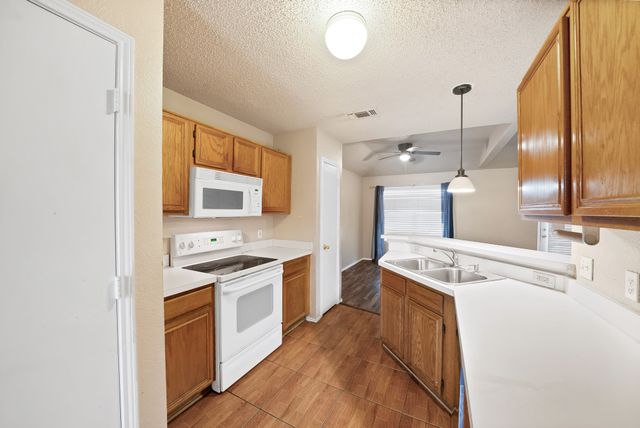 2820 Bent Brook Drive, Mesquite, TX 75181