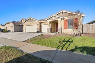 1149 Oxbow Ct, Plumas Lake, CA 95961