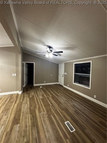 148 Frontier Street, Chapmanville, WV 25508