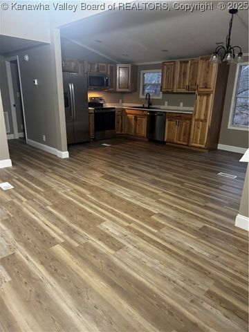 148 Frontier Street, Chapmanville, WV 25508