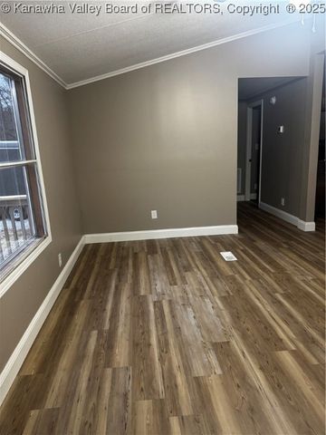 148 Frontier Street, Chapmanville, WV 25508