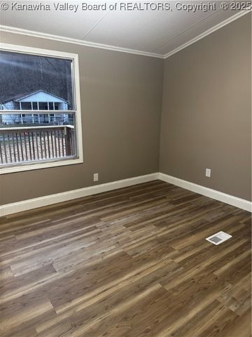 148 Frontier Street, Chapmanville, WV 25508