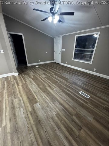 148 Frontier Street, Chapmanville, WV 25508