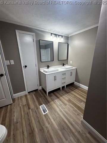 148 Frontier Street, Chapmanville, WV 25508